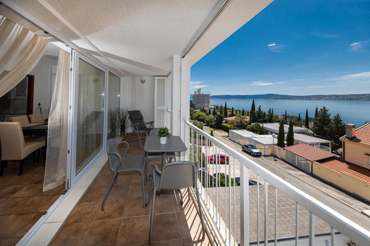 Apartments Casa Bianca Crikvenica Extérieur photo